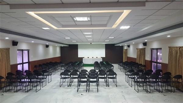 טירופור Gayathri Hotels מראה חיצוני תמונה